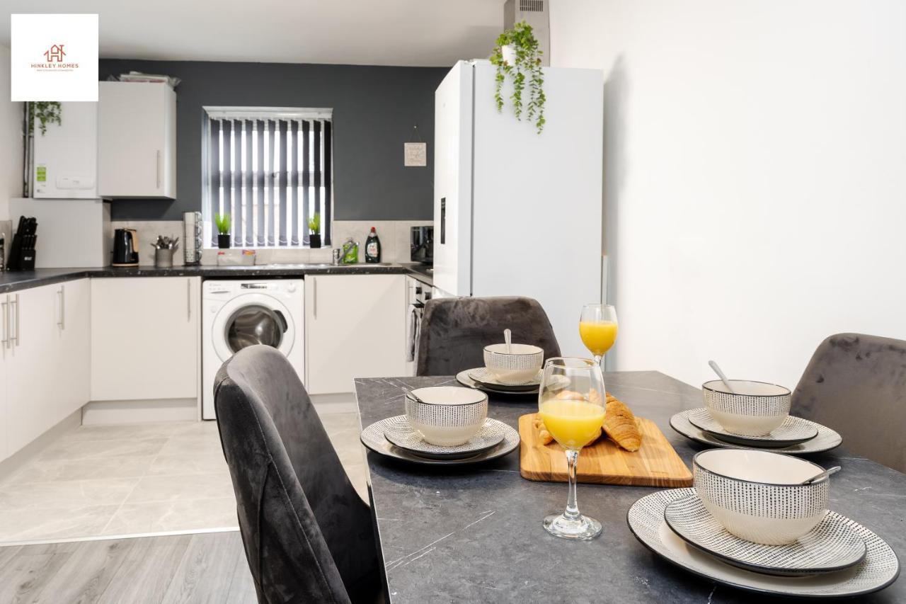 Immaculate 4 Bed In Liverpool By Hinkley Homes Short Lets & Serviced Accommodation Exterior foto