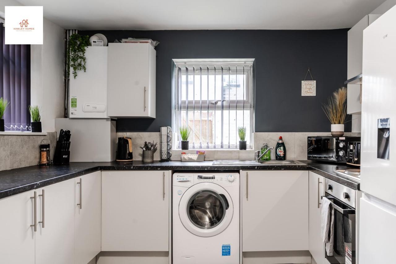 Immaculate 4 Bed In Liverpool By Hinkley Homes Short Lets & Serviced Accommodation Exterior foto